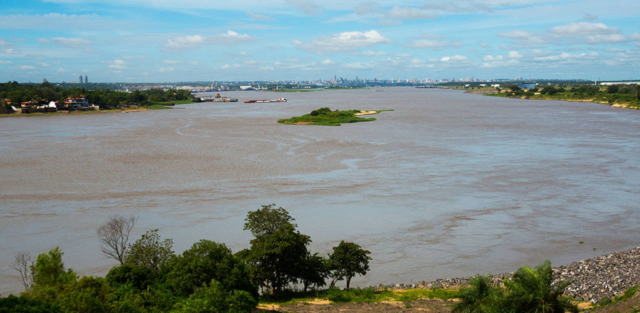 Hydrodynamic and Morphodynamic Modeling for Dredging Feasibility in a River System